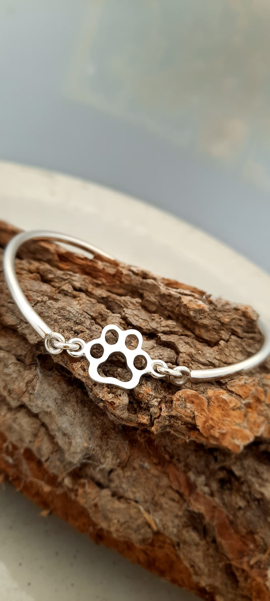 Paw print bracelet